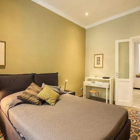 Downtown Srl - Cavour Cinque Terre