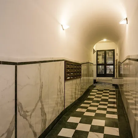 Apartament Downtown Srl - Cavour Cinque Terre *